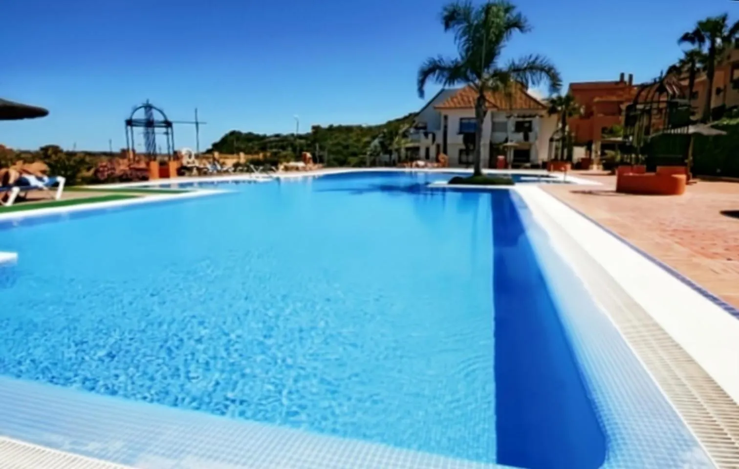 Beautiful Apartment Duquesa Village Manilva Spain